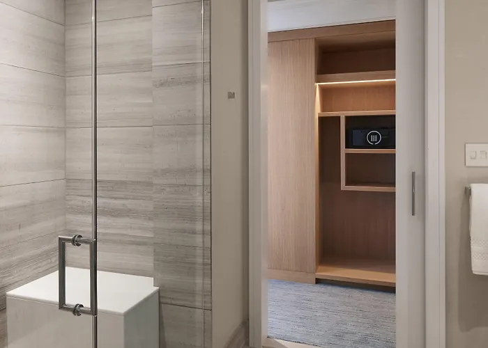 The Ritz-carlton, 5*